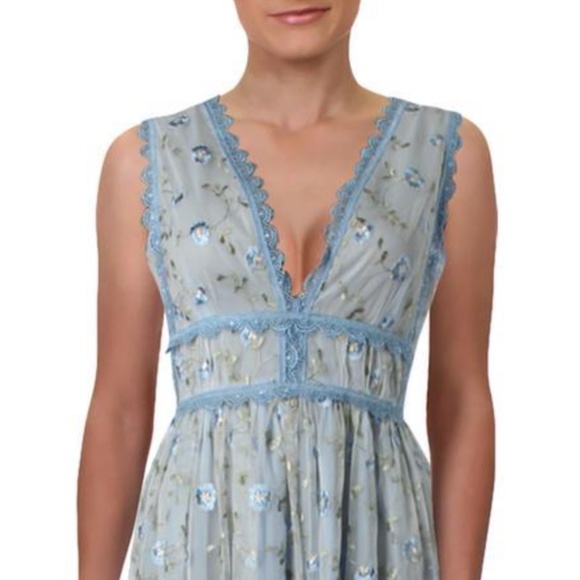 AQUA  Embroidered Floral Maxi Dress NWT, Size L - Picture 3 of 8